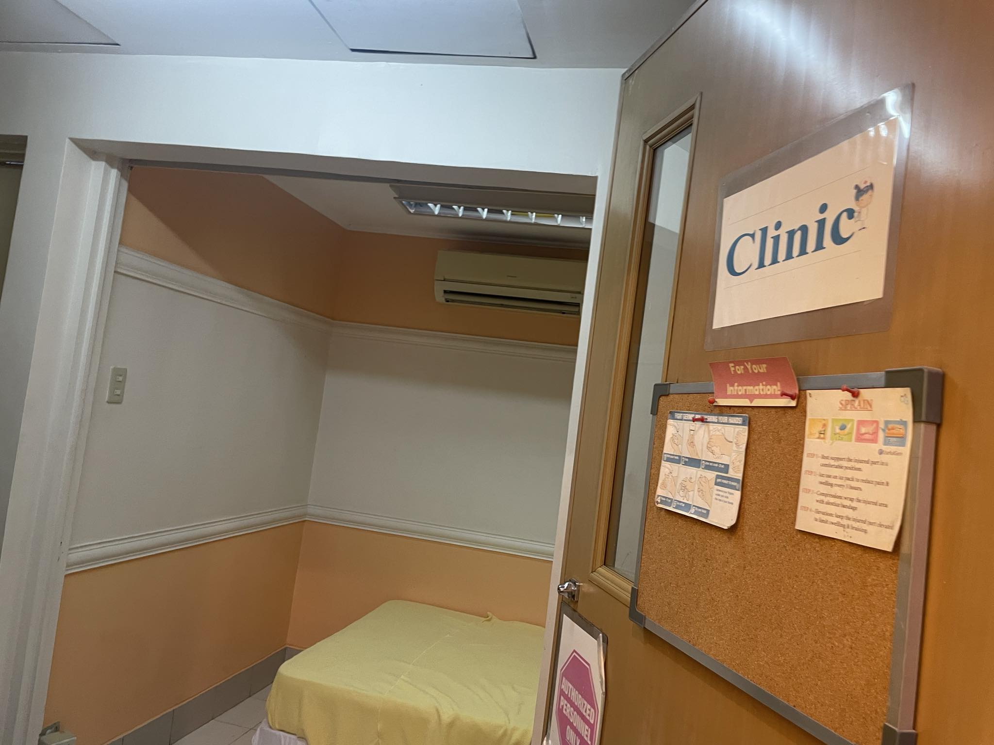 >クリニック外から